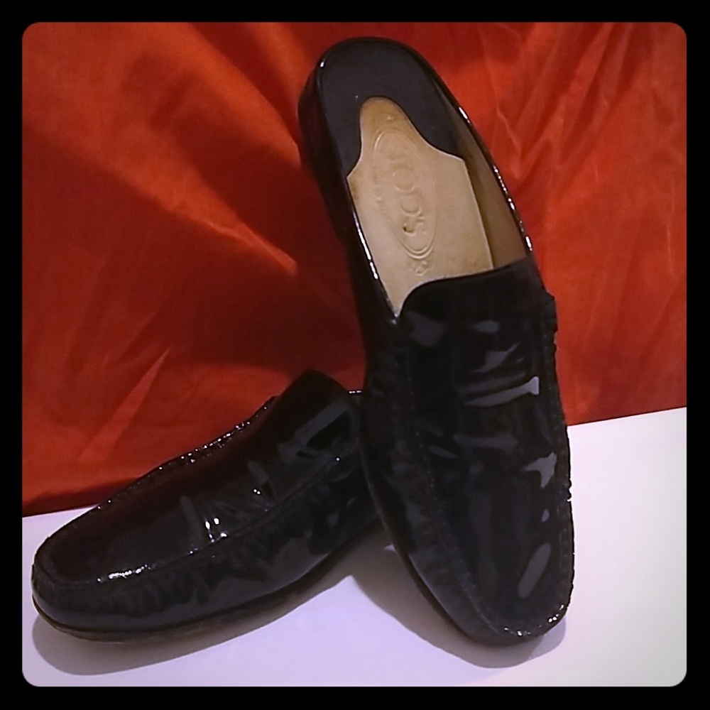 Tod's Patent leather clogs